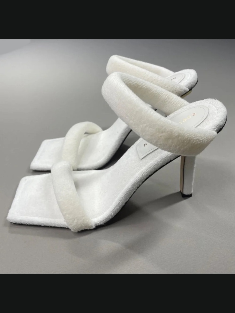 Good American Shoes Womens 10.5 white terry slip on strappy heels summer - Picture 4 of 11